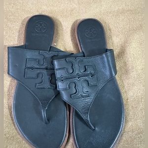 Tory Burch Weston full logo thong sandals size 6 women